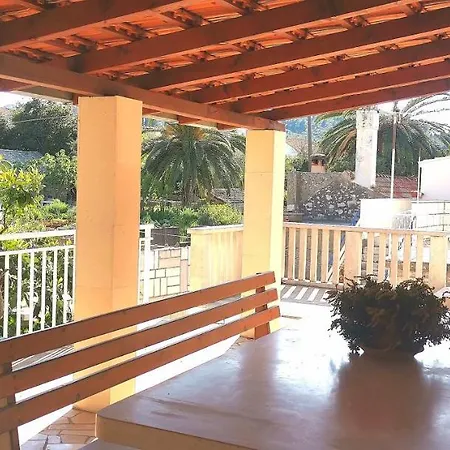 Big House For 14 People In Centre Of Апартаменты *