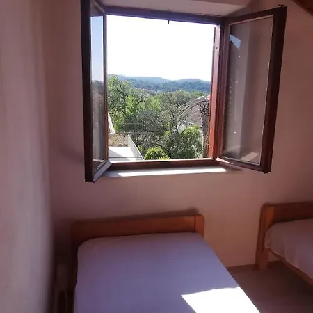 Apartment Big House For 14 People In Centre Of Lumbarda
